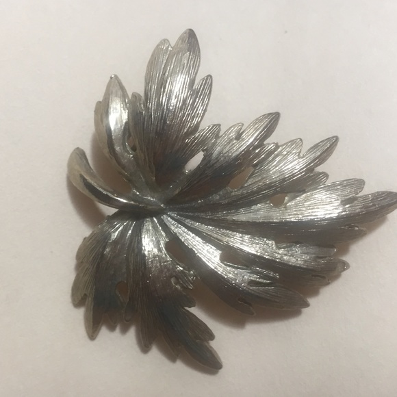 Vintage Jewelry - Vintage Autumnal Brooch